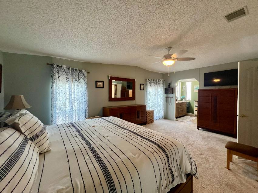 105 Palm Ln E a Parrish, FL Mobile or Manufactured Home for Sale